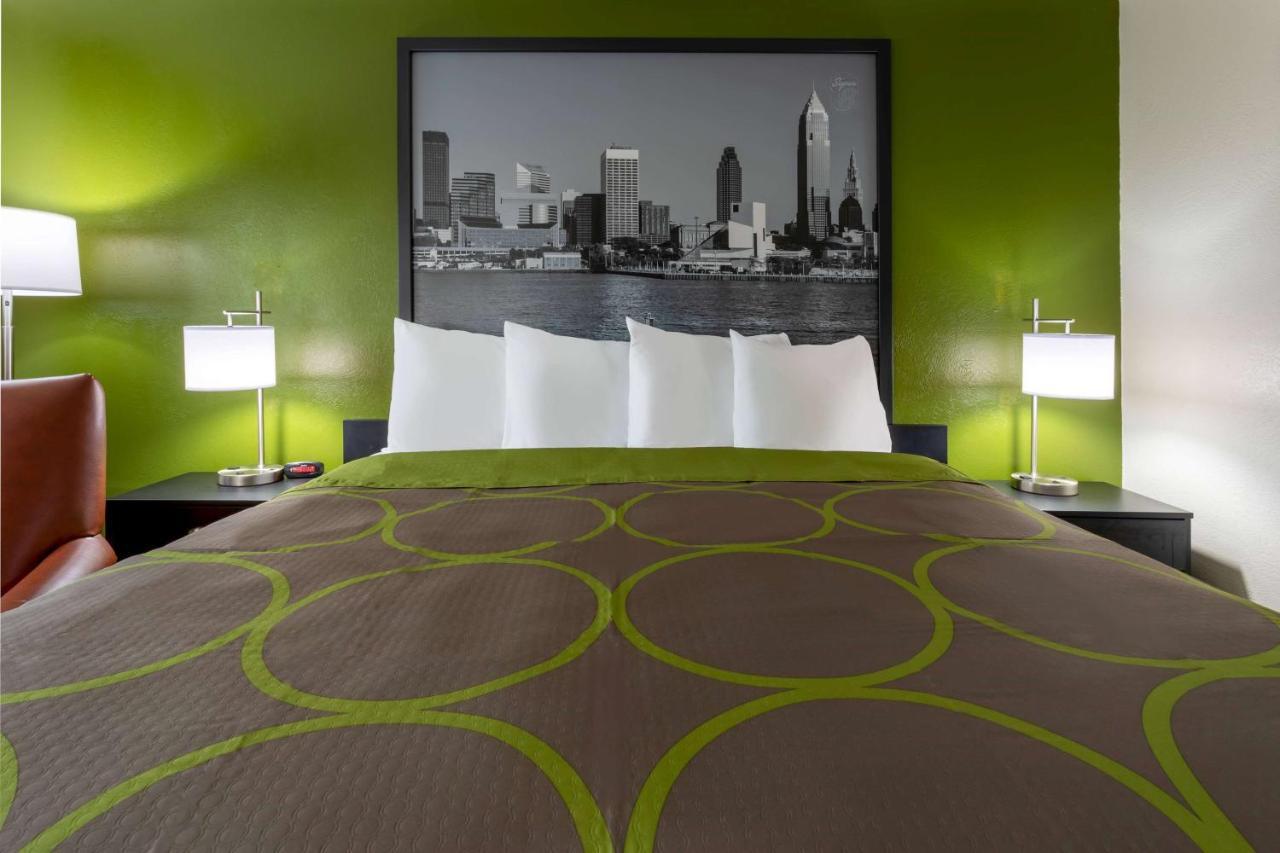 Hotel Super 8 By Wyndham Wooster Esterno foto
