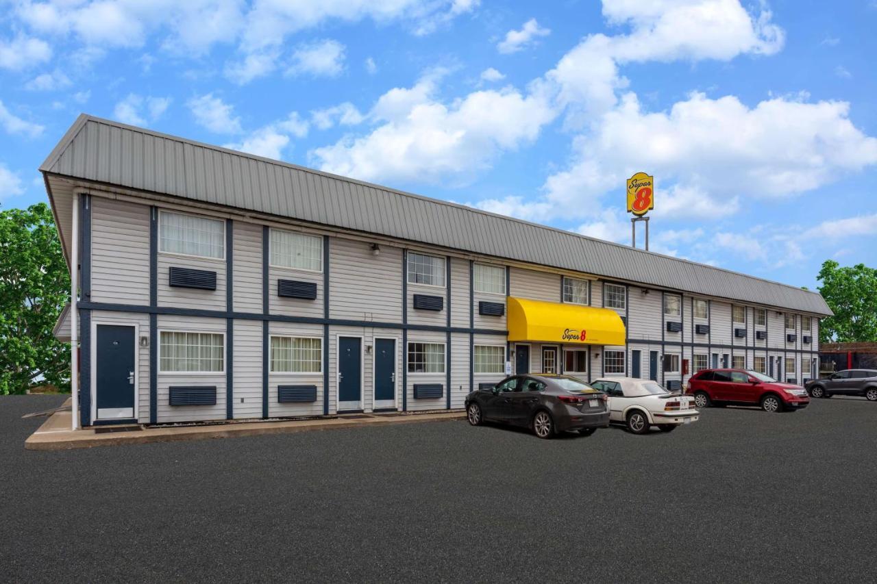 Hotel Super 8 By Wyndham Wooster Esterno foto